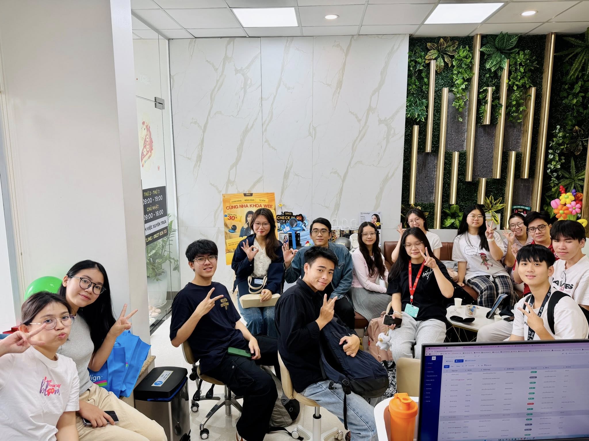 ngày hội niềng răng Wee